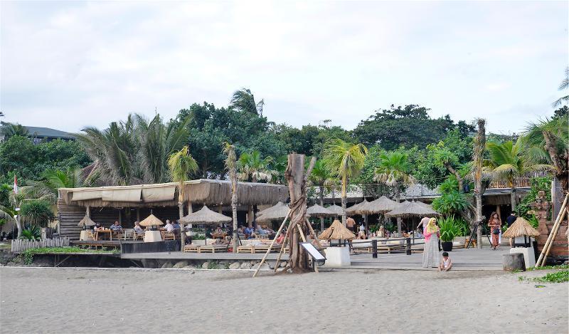 Del Cielo Villa Seminyak Buitenkant foto