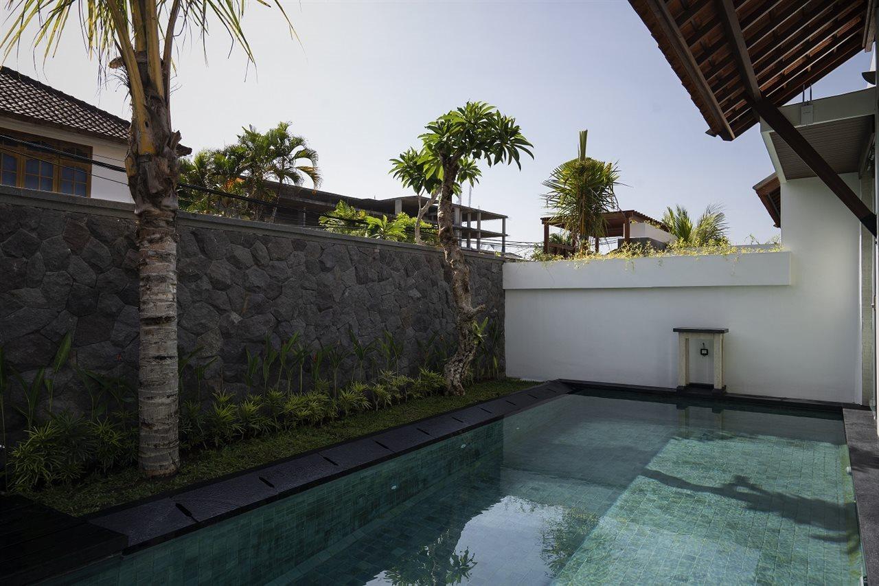 Del Cielo Villa Seminyak Buitenkant foto